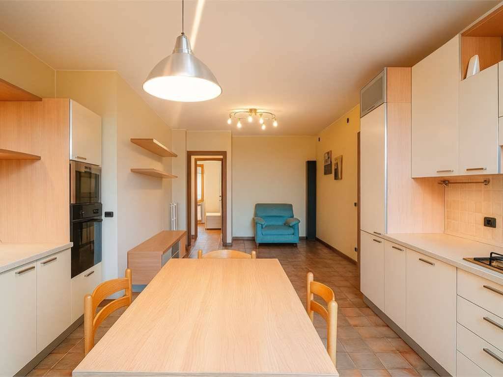 Appartamento a Clusone in Via Cifrondi - Foto 3