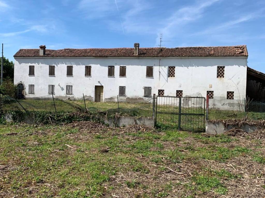 Rustico / casale a Cerea in Via Cà Rotte - Foto 2