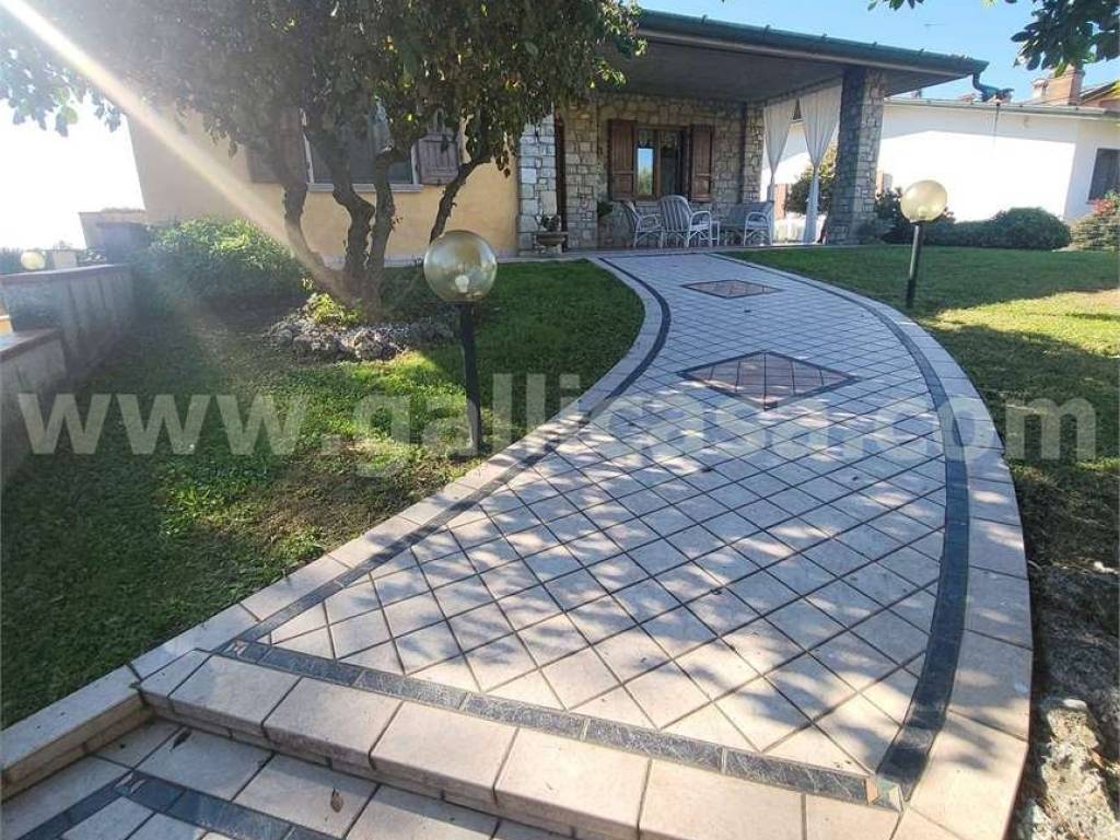 Villa a Castelcovati in Via Quinto Capitanio , 14 - Foto 2