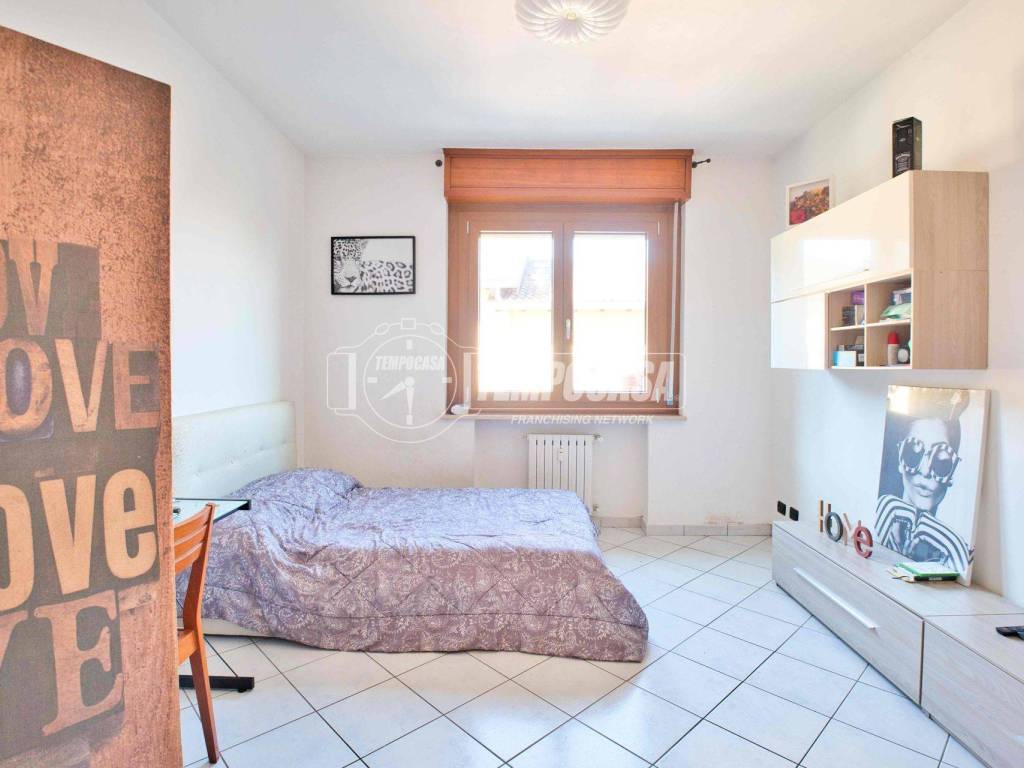 Appartamento a Galliate in Via Roma - Foto 3