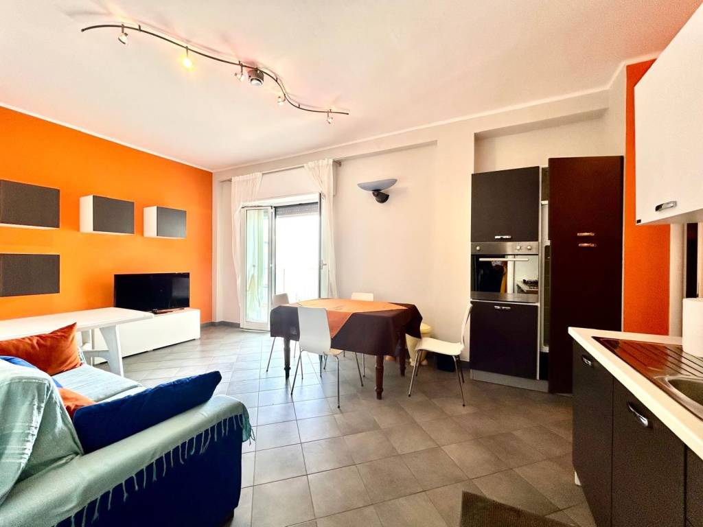 Appartamento a Borghetto santo spirito in Lungomare Giacomo Matteotti, 17 - Foto 4