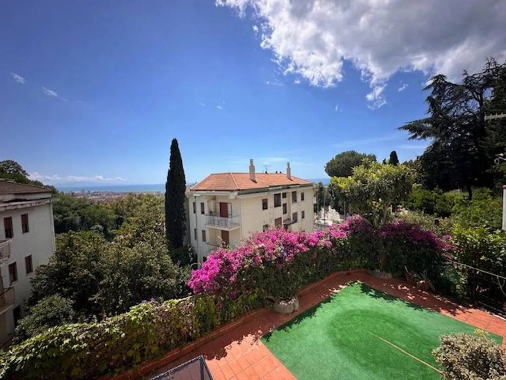 Villa a Salerno in Viale Delle Tamerici, 1 -A - Foto 2