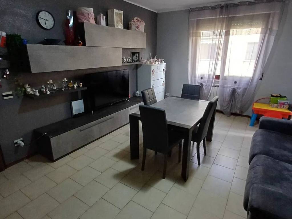 Appartamento a Sant'angelo lodigiano in Via Polli E Daccò - Foto 5