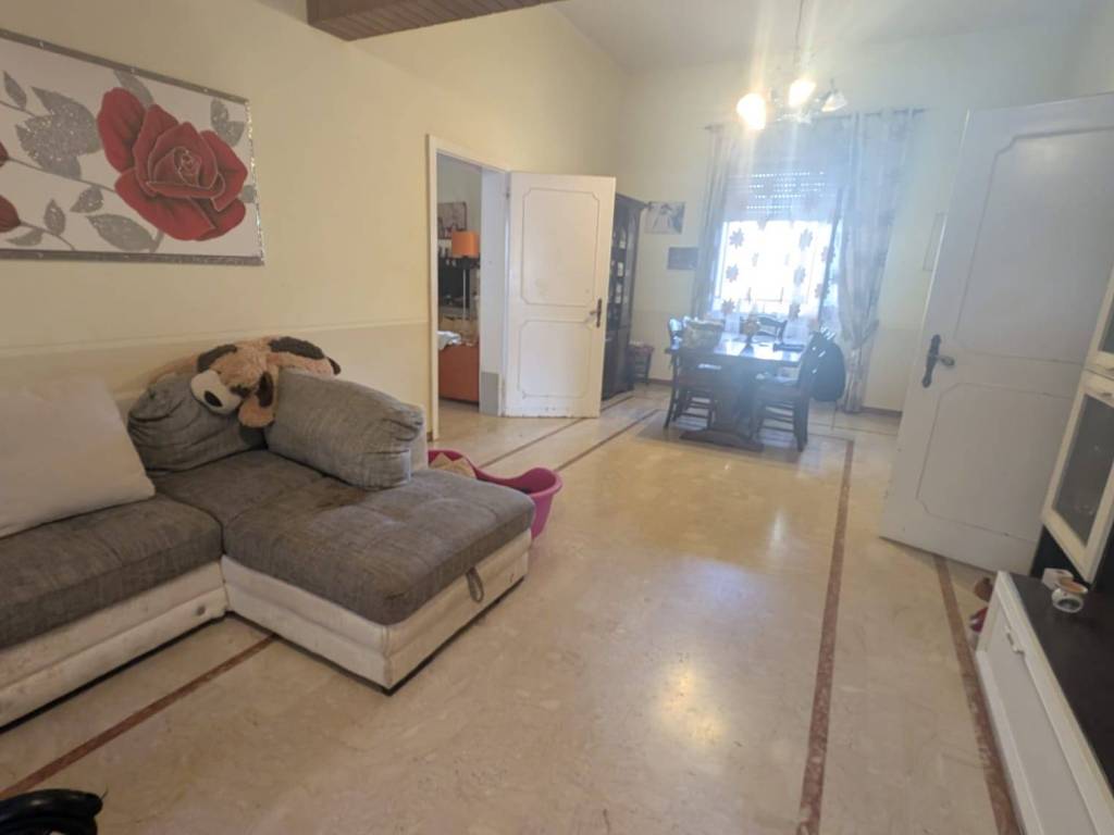Villa a Taviano in Via Giuseppe Parini - Foto 4