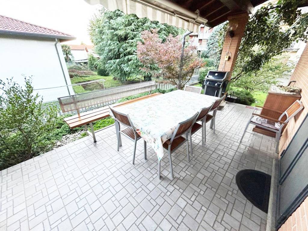 Villa a Gerenzano in Via Monte Grappa - Foto 2