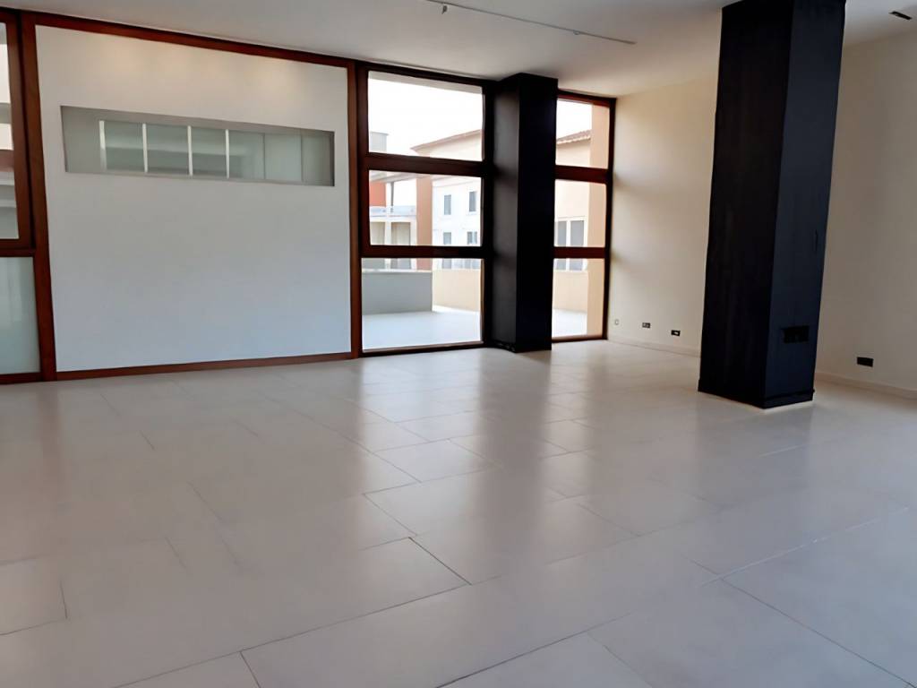 Immobile a Montebelluna in Piazza Aldo Moro - Foto 4