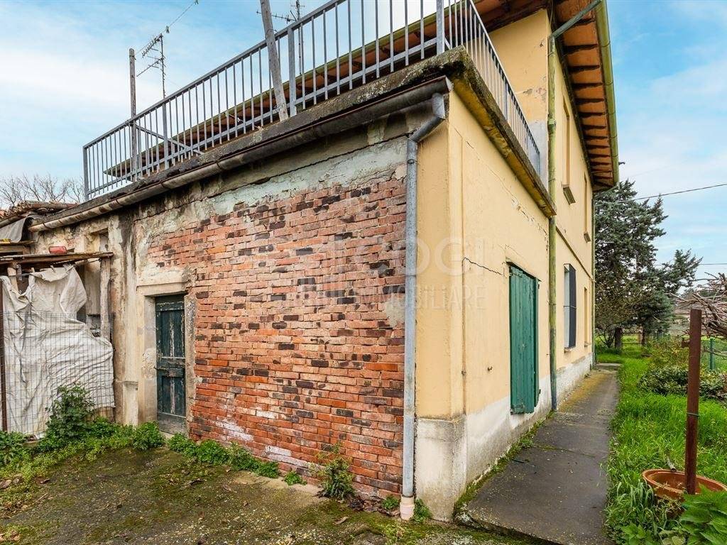 Casa indipendente a Imola in Via Degli Orti, 16 - Foto 4