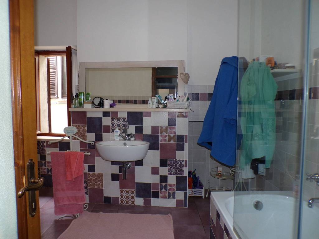 Casa indipendente a Comabbio in via cavallotti - Foto 5