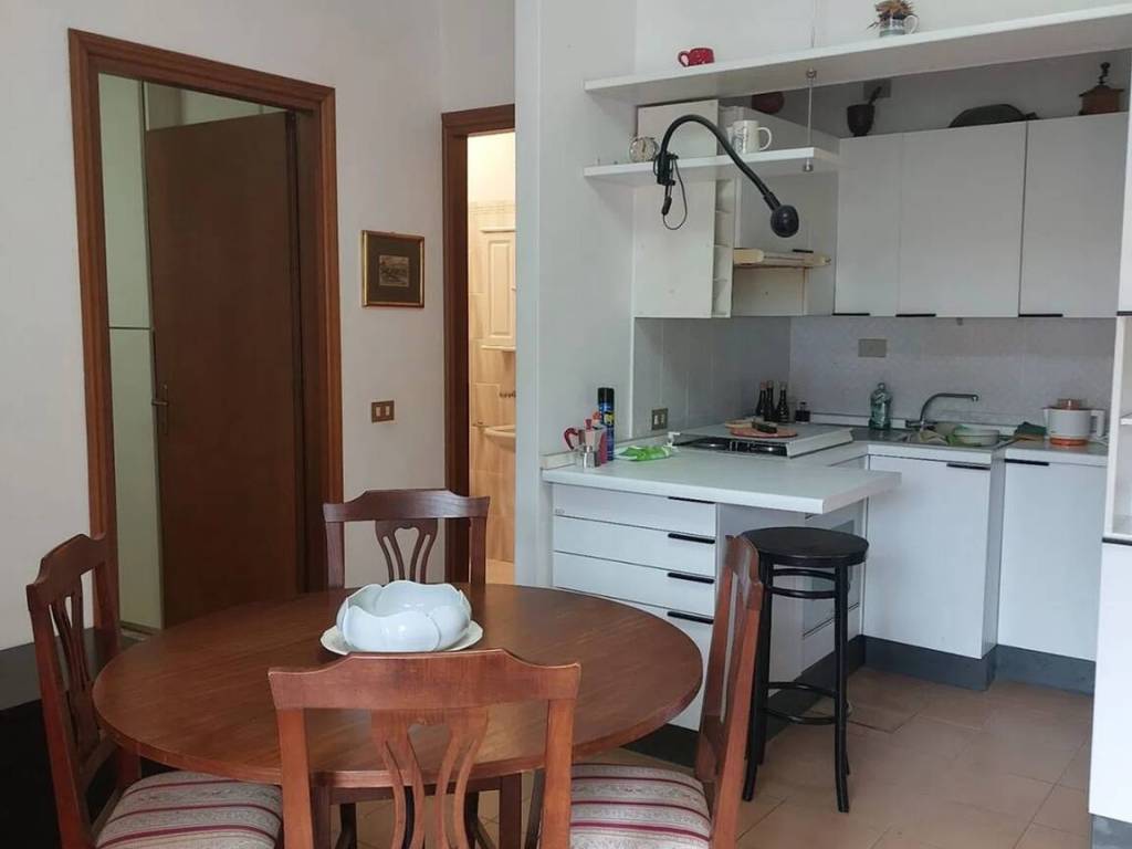 Appartamento a Ameglia in Via Alessandro Manzoni - Foto 2