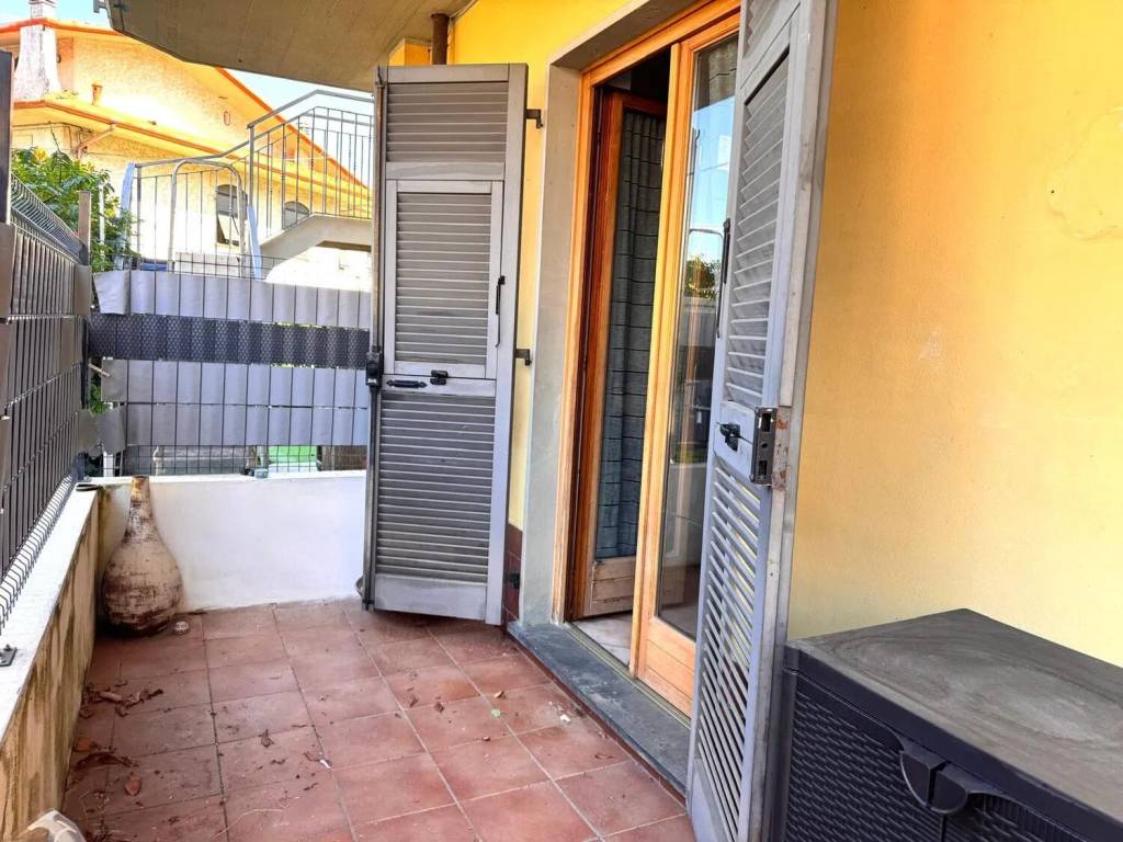 Appartamento a Santo stefano di magra in Via Cisa Sud, 46 - Foto 3