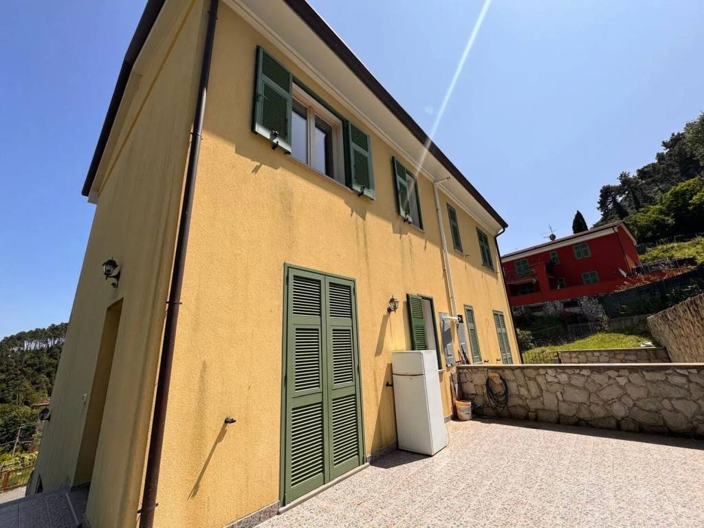 Villa a Ameglia in Via Vincenzo Monti, 3 - Foto 2