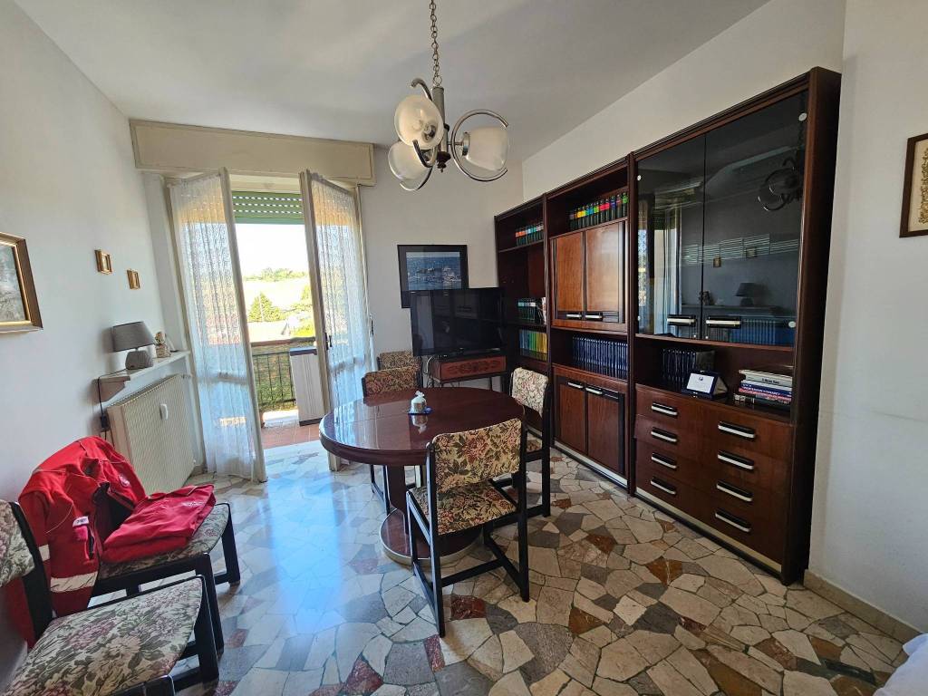 Appartamento a Casale monferrato in Viale Ottavio Marchino, 72 - Foto 2