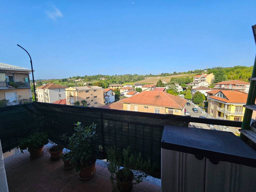 Appartamento a Casale monferrato in Viale Ottavio Marchino, 72 - Foto 3