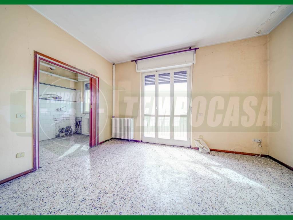 Appartamento a Samarate in Via Francesco Petrarca - Foto 2