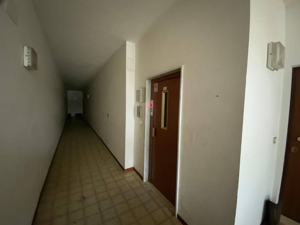 Appartamento a Alba adriatica in Via Trieste, 26 - Foto 5