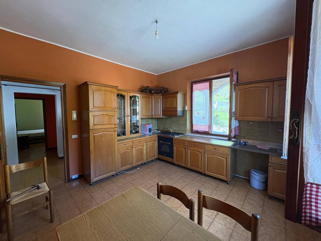 Appartamento a Palanzano in Via Val d'Enza - Foto 3