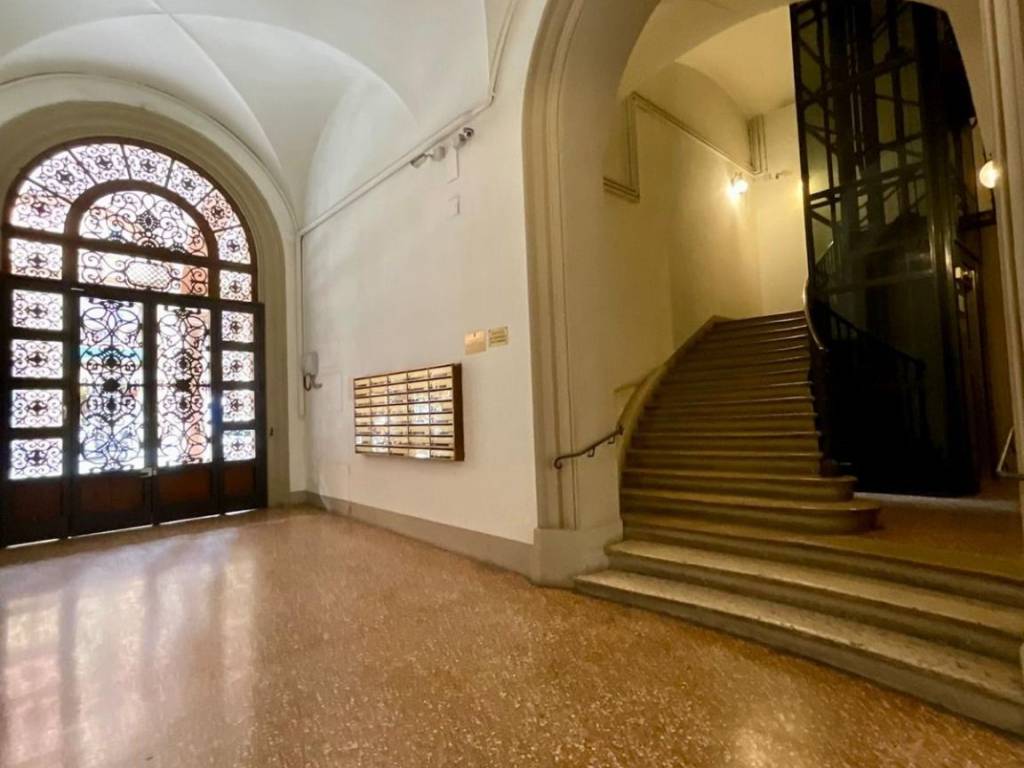 Appartamento a Bologna in Via Luigi Carlo Farini, 22 - Foto 3