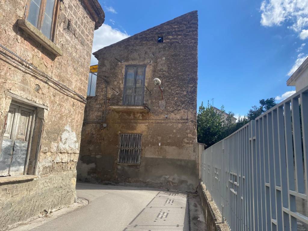 Villa a Casapulla in Via G. Buro - Foto 2