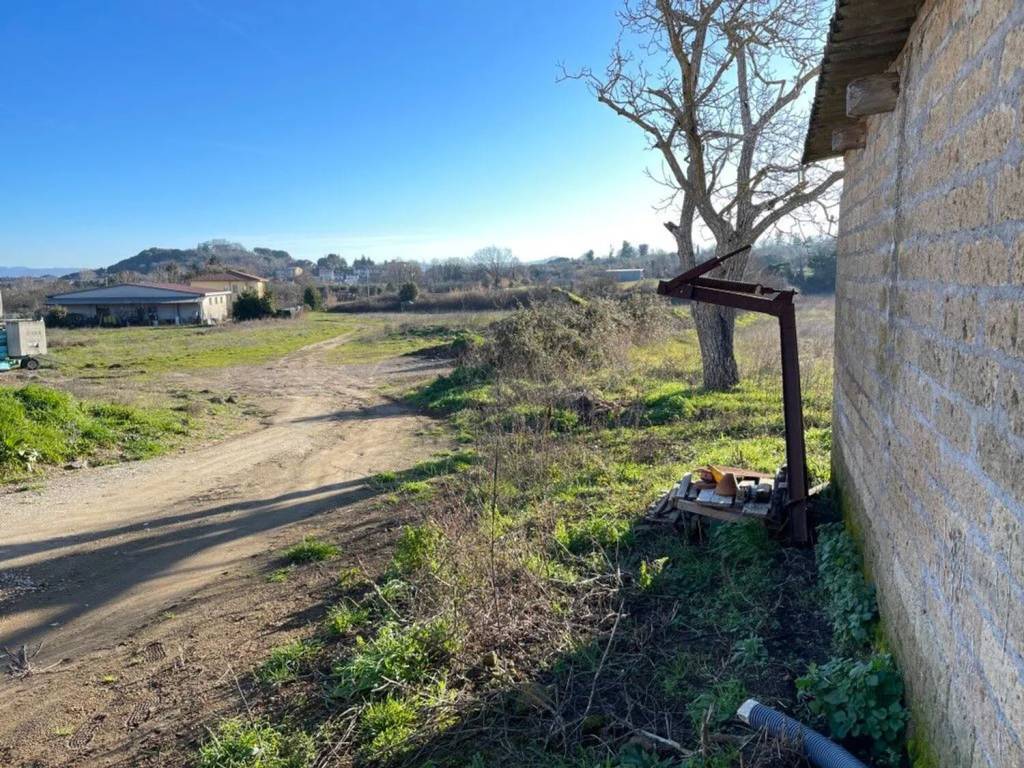 Terreno a Capodimonte in Via Montecchi Scomparti No Number - Foto 5