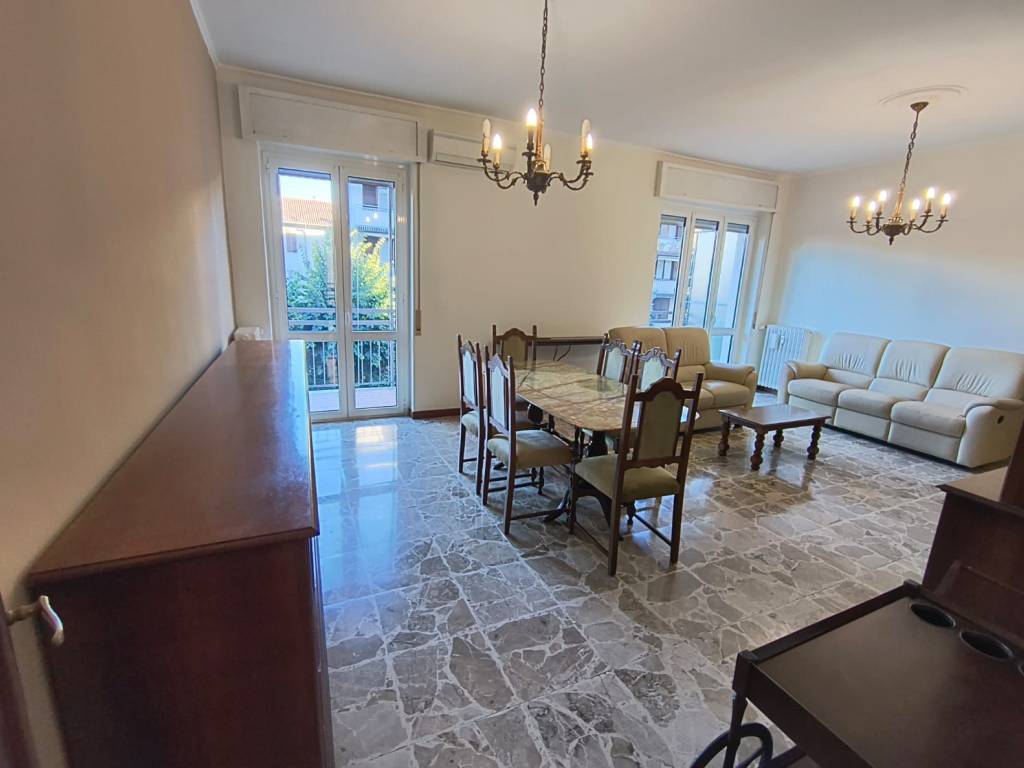 Appartamento a Lodi in Via Gerolamo Cavezzali - Foto 4