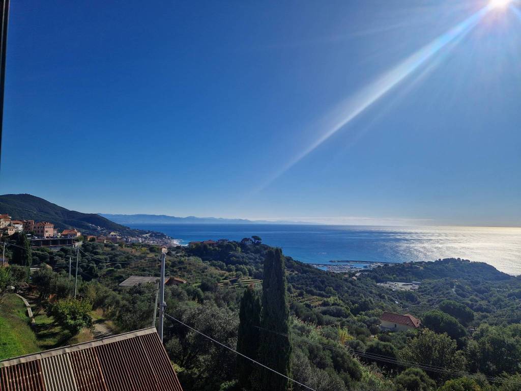 Appartamento a Varazze in Via Tessarole - Foto 2