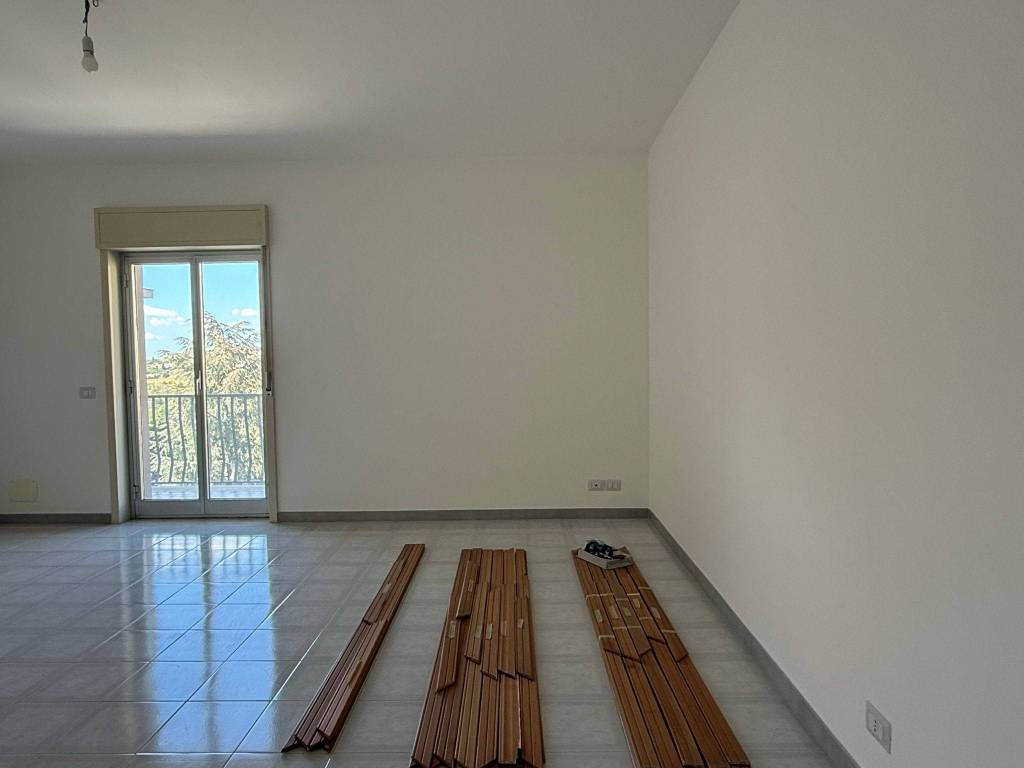 Appartamento a Caltanissetta in Via Eugenio Montale - Foto 3