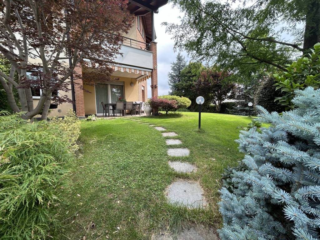 Appartamento a Cadorago in Via Michelangelo, 59 - Foto 2