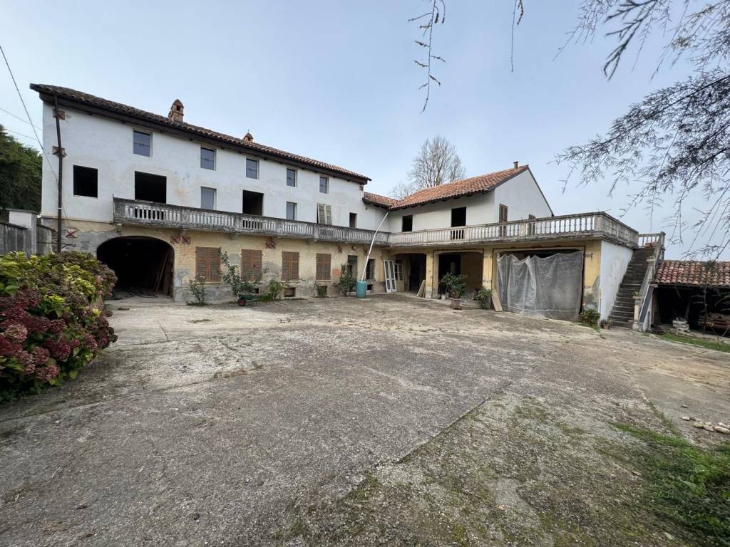 Rustico / casale a Castagnole monferrato in Via Giuseppe Garibaldi - Foto 3