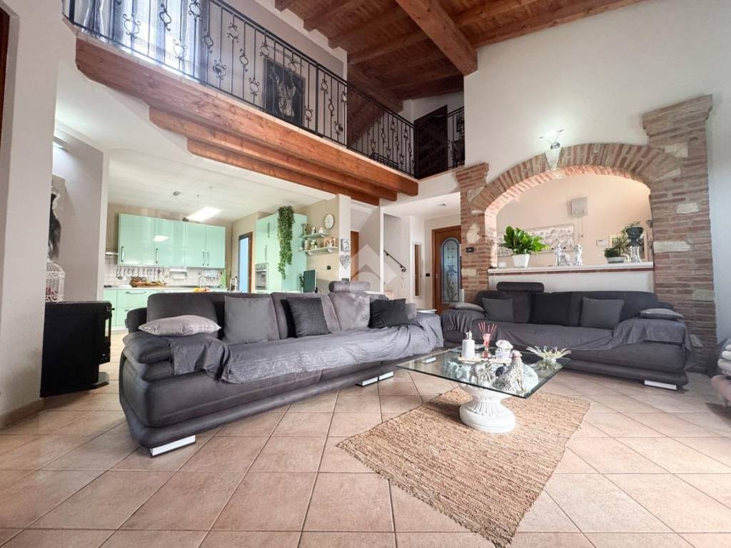 Villa a Pompiano in Via Don Sottura, 46 - Foto 2