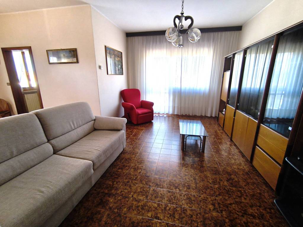 Appartamento a Rimini in Via Giuseppina Strepponi - Foto 3