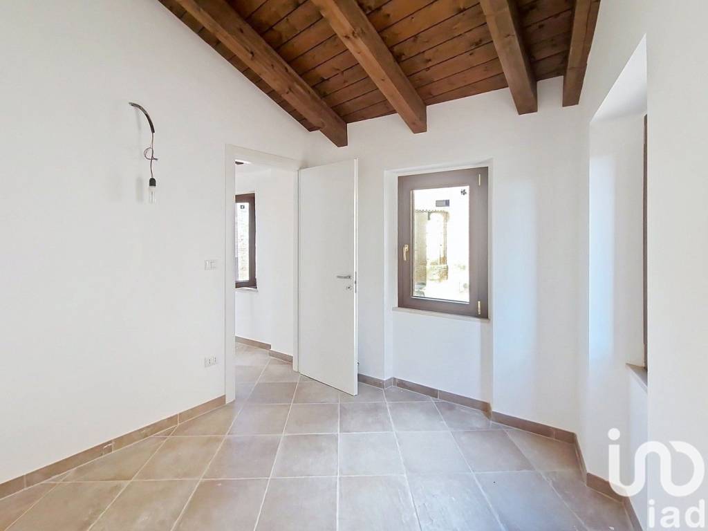 Palazzo / stabile a Castignano in Via Roma - Foto 2