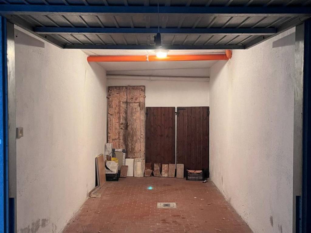 Box / garage a Bologna in VIA PORRETTANA 9 - Foto 3
