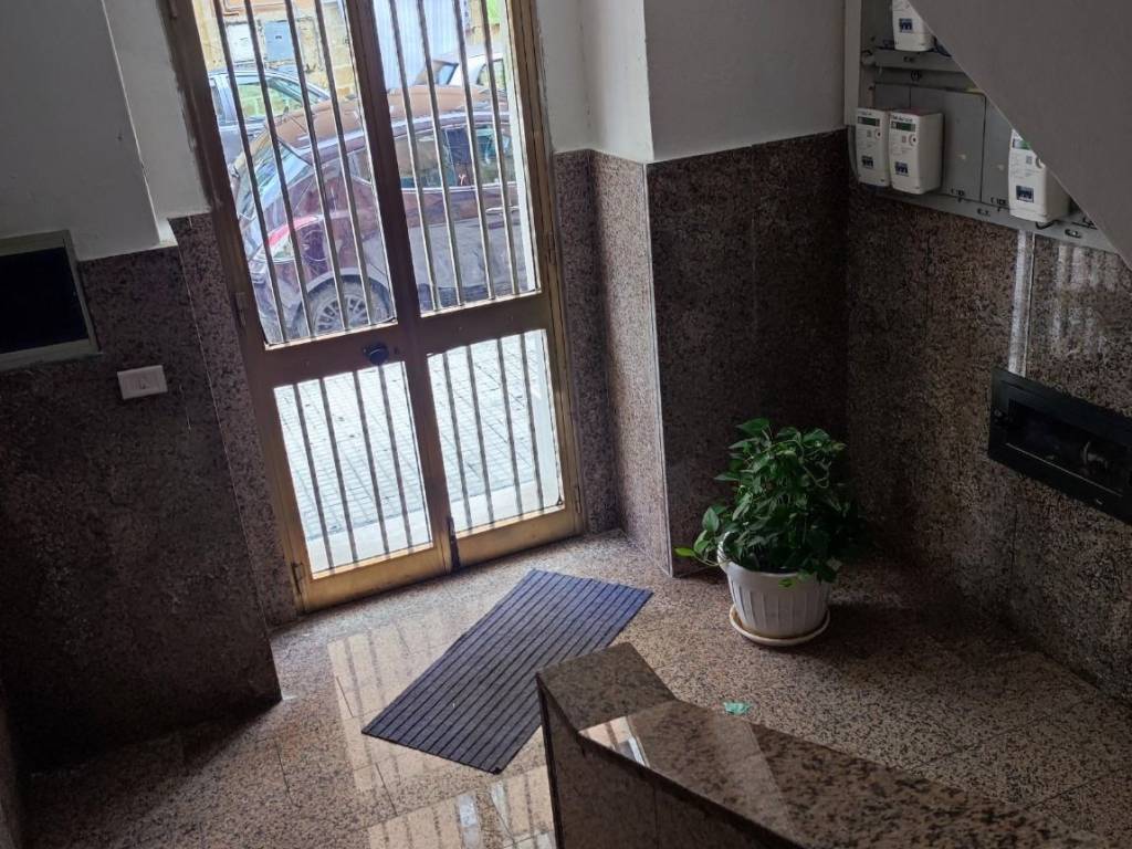 Appartamento a Brindisi in Via Marsica, 6 - Foto 2