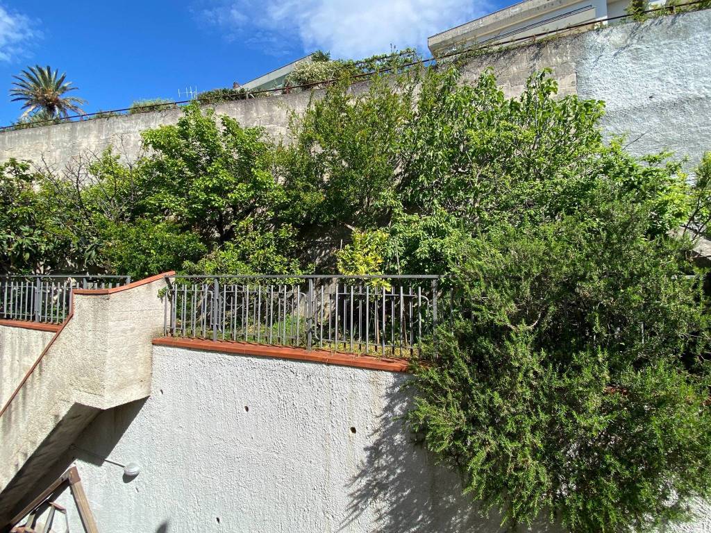 Villetta a schiera a Salerno in Via Casa Manzo, 2 - Foto 3