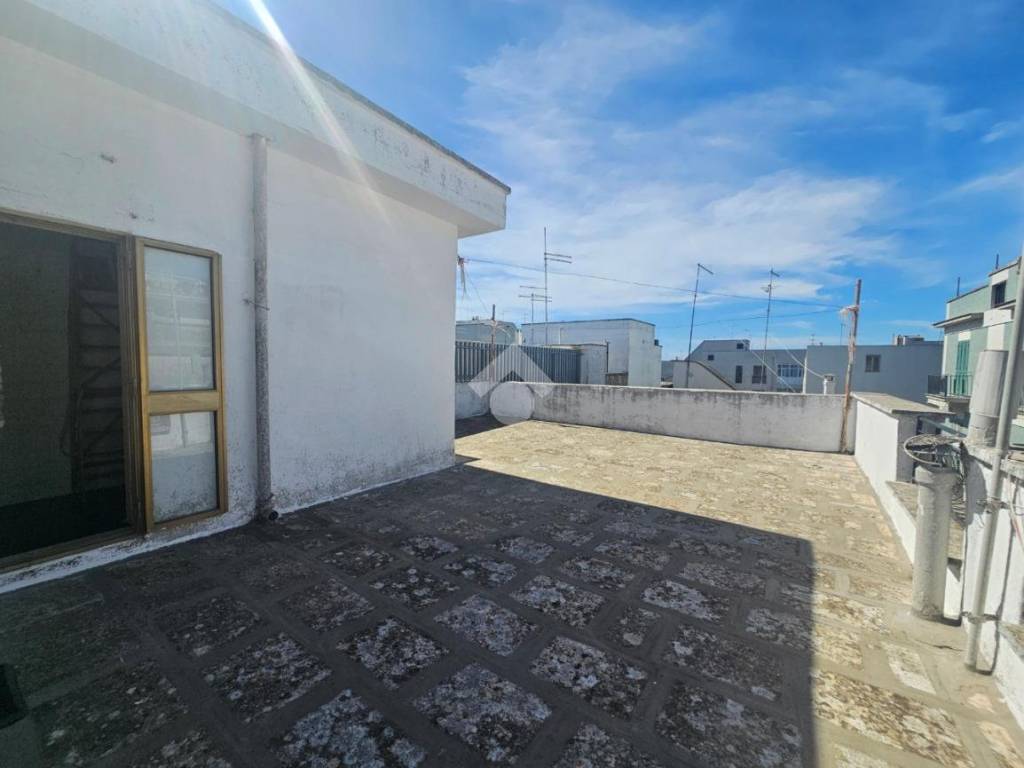 Casa indipendente a Ceglie messapica in Via perosi - Foto 2