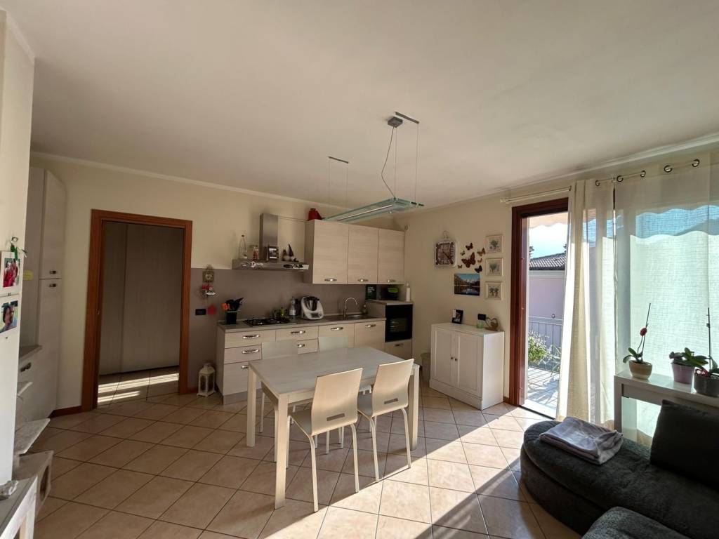 Appartamento a Caino in Via Villa Mattina - Foto 5