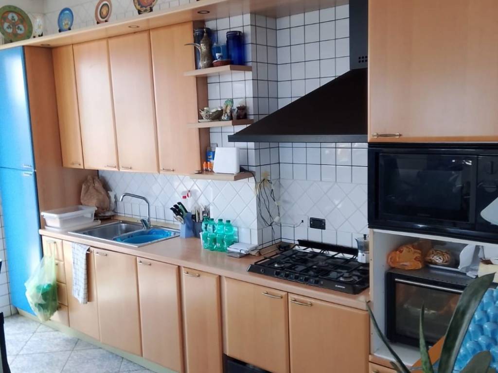 Appartamento a Trani in Via Vittorio Malcangi - Foto 4