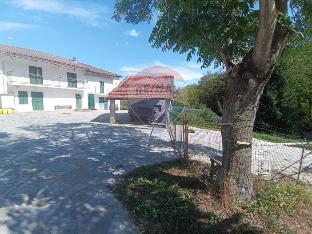 Appartamento a Dego in Strada Carpezzo - Foto 4