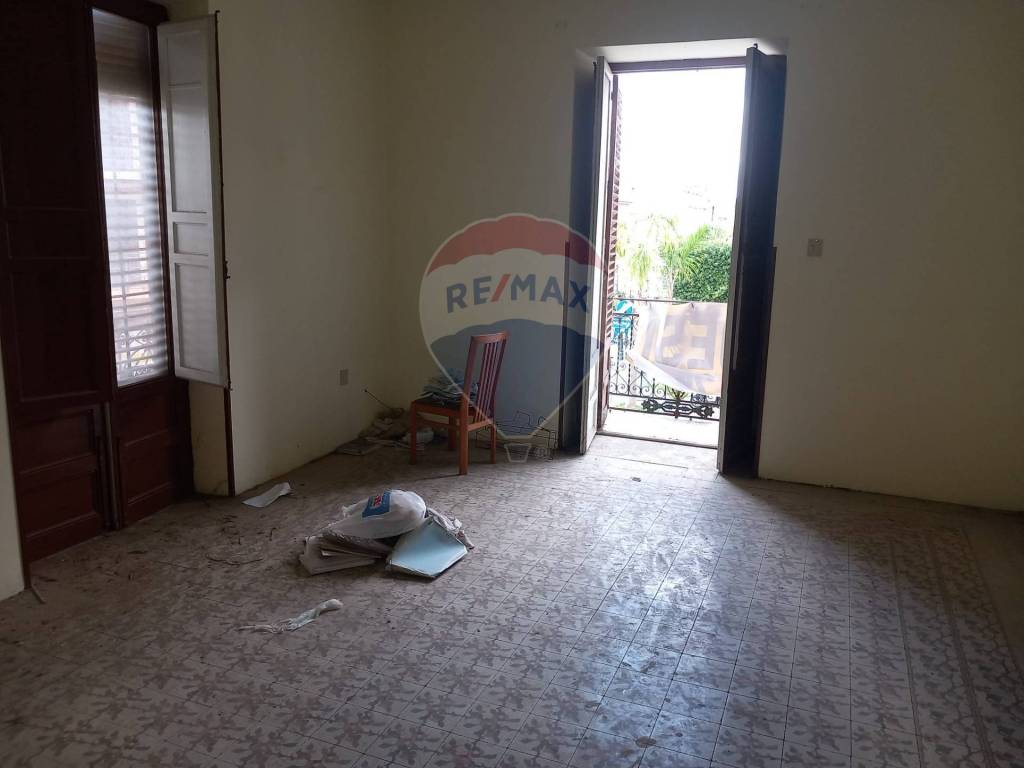 Appartamento a Capaci in PIAZZA CALOGERO TROIA, 23 - Foto 3