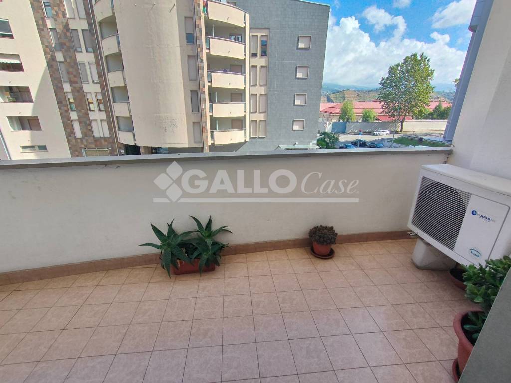 Appartamento a Cosenza in Piazza San Nilo traversa Via Panebianco - Foto 4