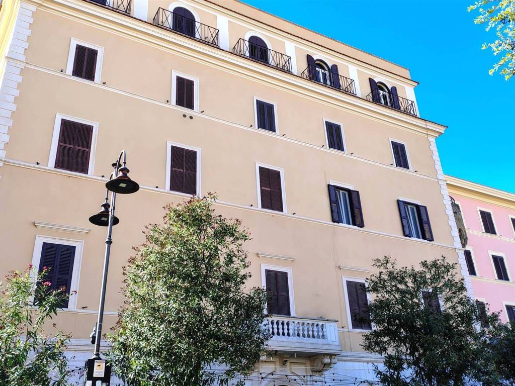 Appartamento a Nettuno in Piazza Mazzini , 39 - Foto 2