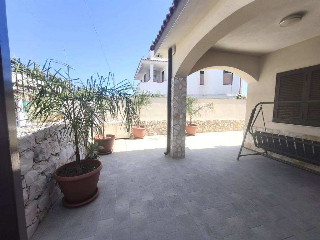 Villa a Augusta in Villaggio Dei Falchi - Foto 3