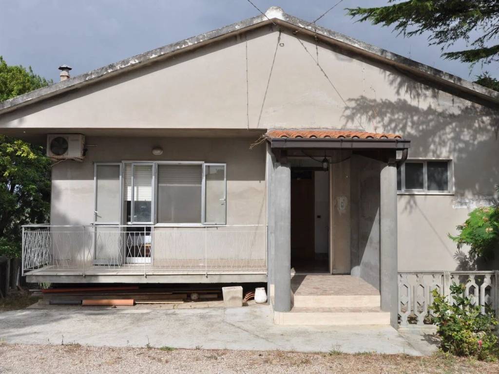 Villa a Spoltore in Via Ripoli - Foto 2