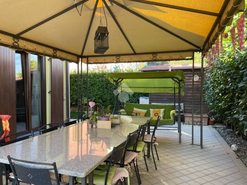 Villa a Samarate in Via agusta, 441 - Foto 3