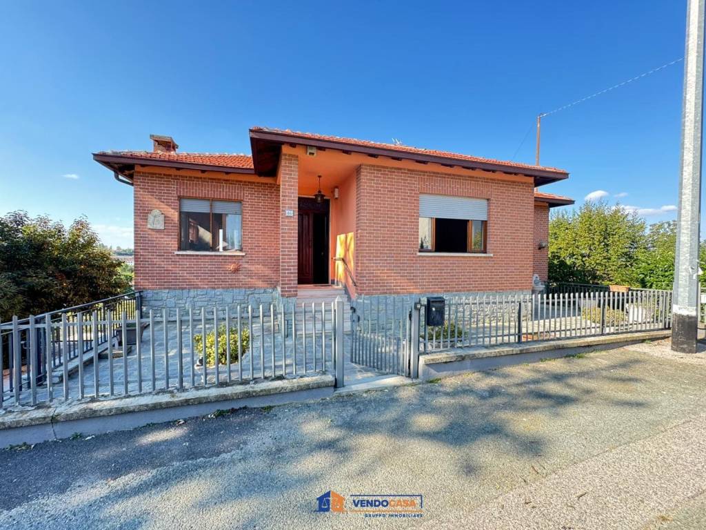 Villa a Montegrosso d'asti in Via Santo Stefano, 46 - Foto 3