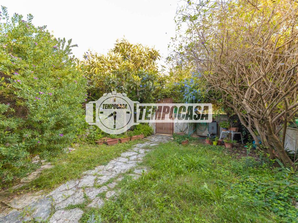 Villetta a schiera a Cerveteri in Via Sillaro - Foto 4