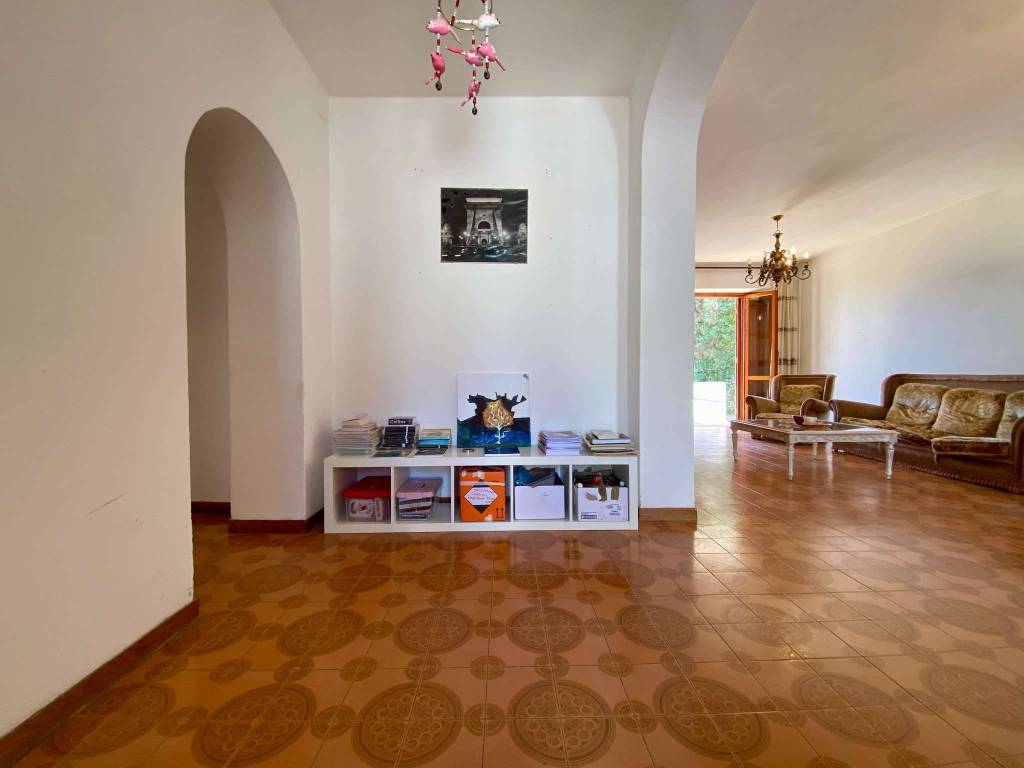 Villa a Sabaudia in strada Lungomare Pontino - Foto 3