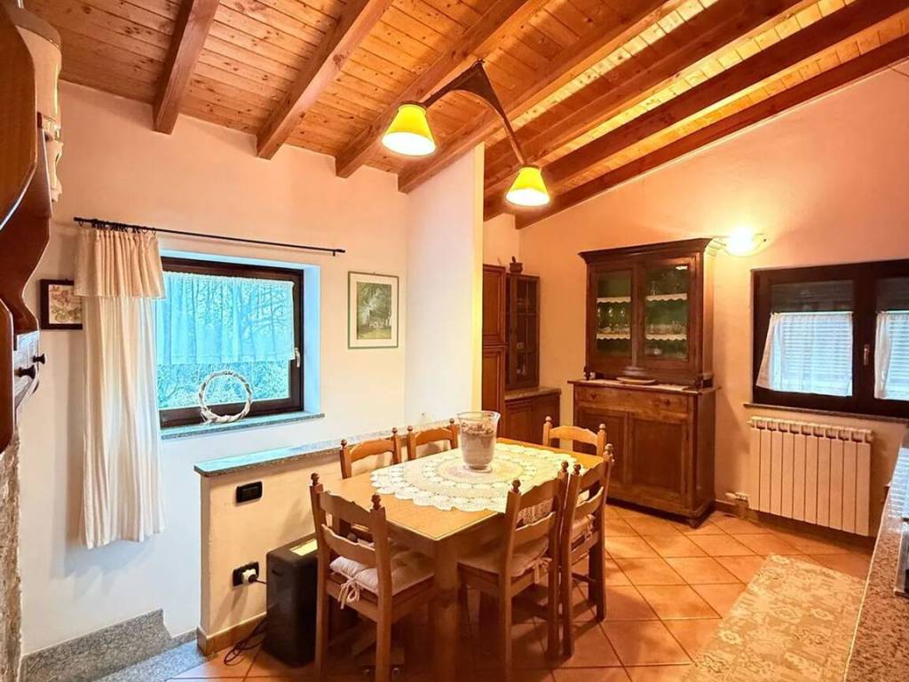 Villa a Garlenda in Frazione Paravenna No Number - Foto 2