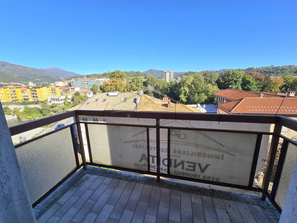 Appartamento a Borgosesia in Via delle Fontane, 4 - Foto 2