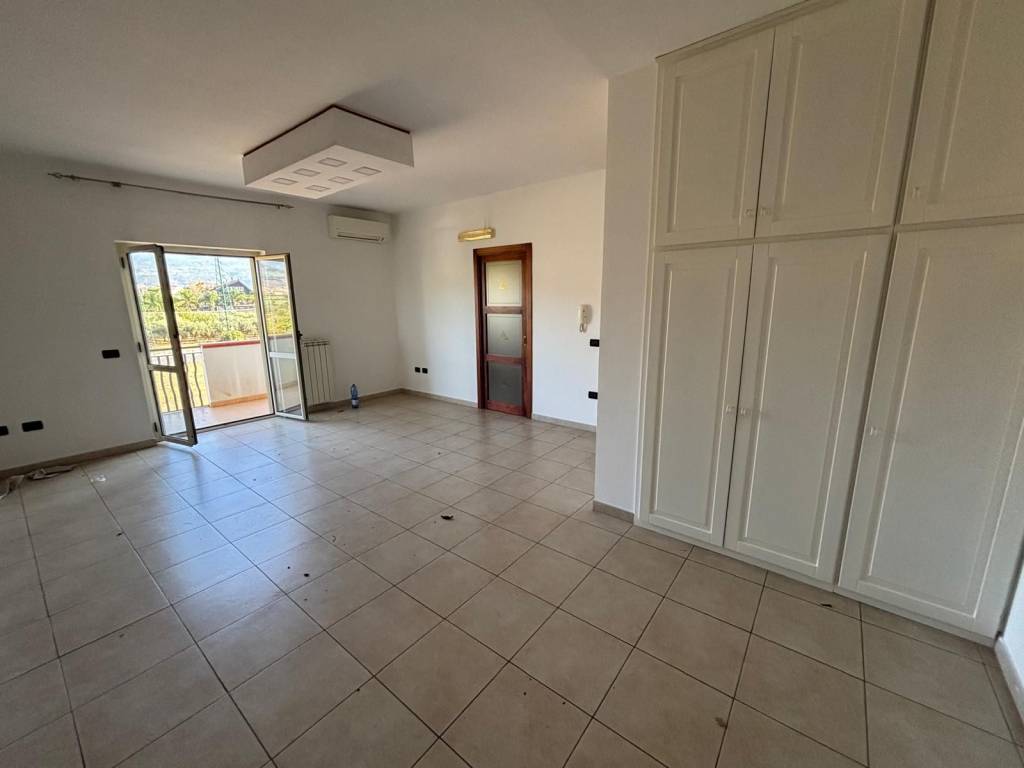 Appartamento a Lamezia terme in Via dei Bizantini - Foto 2